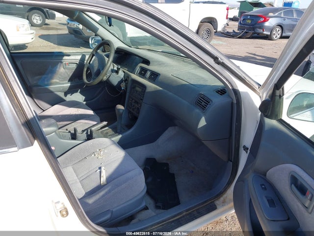 صورة 5 لـ 1999 Toyota CAMRY LE