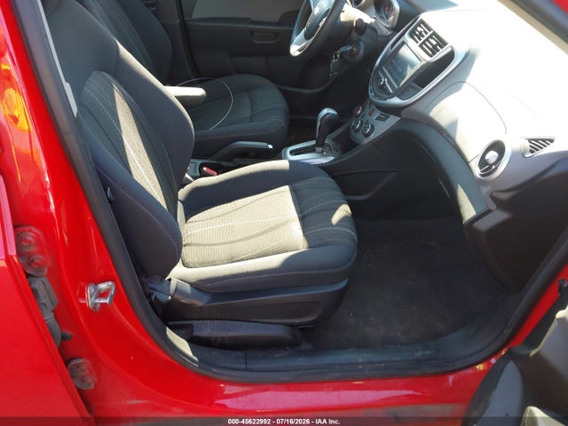 صورة 5 لـ 2017 Chevrolet SONIC LT AUTO