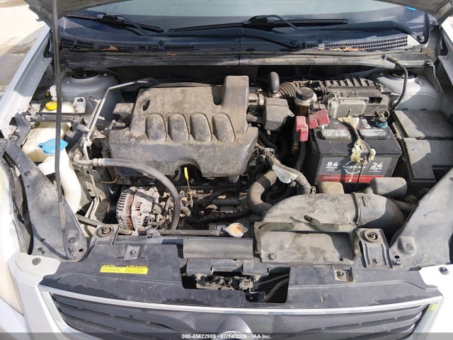 2011 Nissan SENTRA 2.0S 照片 10