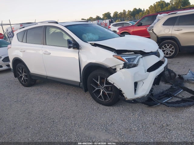 2016 TOYOTA RAV4 SE