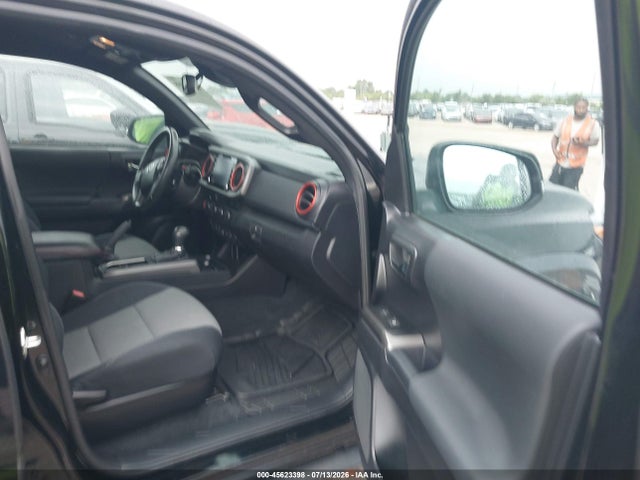 2021 Toyota TACOMA TRD OFF-ROAD photo 5
