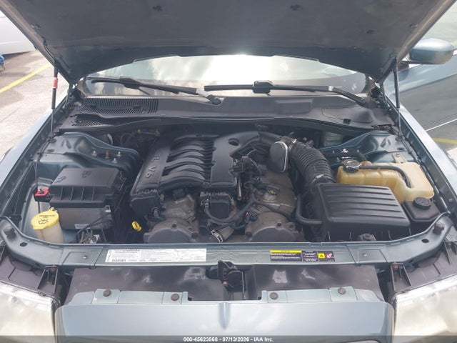 صورة 10 لـ 2005 Chrysler 300 TOURING