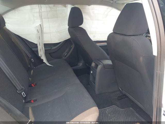 2015 Volkswagen JETTA 2.0L S 照片 8