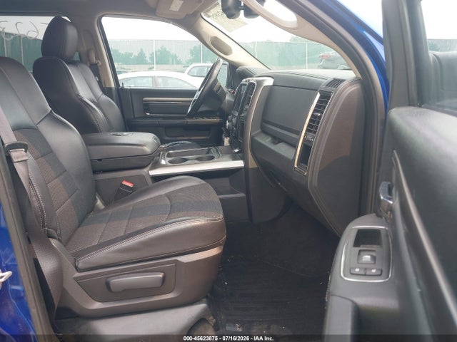 2015 RAM 1500 SPORT 照片 5