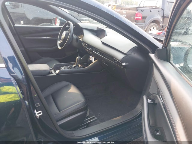 صورة 5 لـ 2025 Mazda MAZDA3 2.5 S PREFERRED