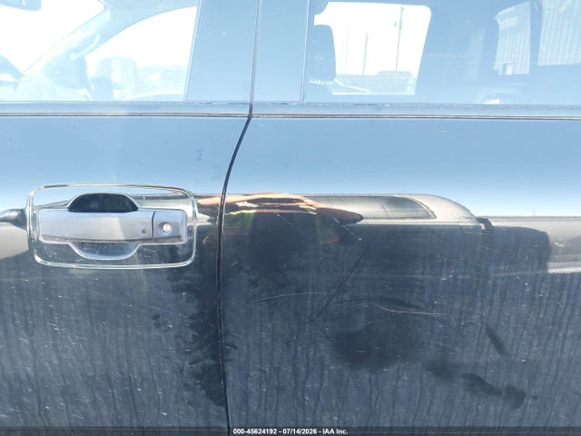2019 NISSAN TITAN PRO-4X 14