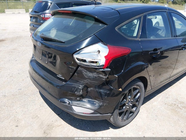 2016 FORD FOCUS SE 照片 6