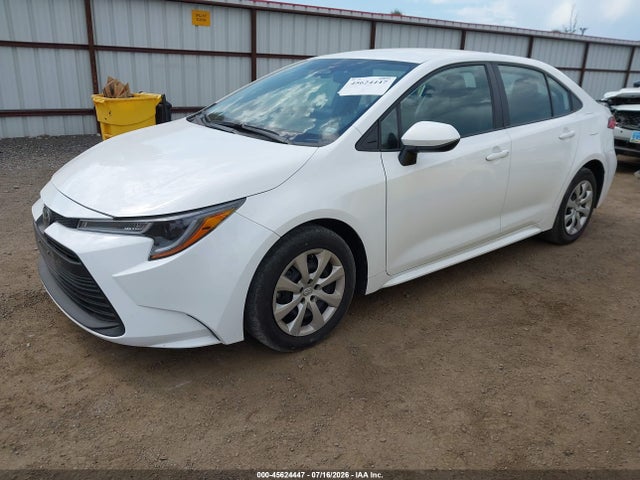 2025 Toyota COROLLA LE photo 2