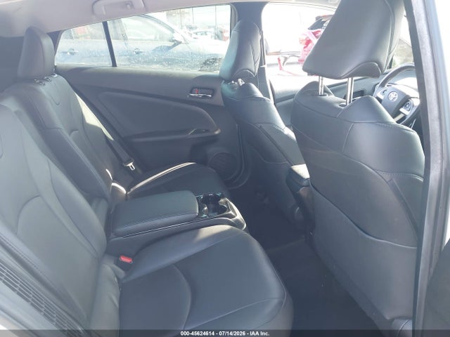 2017 Toyota PRIUS PRIME PREMIUM — фото 8