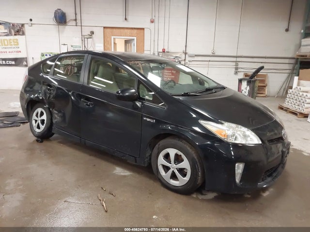 2013 TOYOTA PRIUS TWO