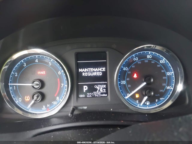2019 TOYOTA COROLLA LE 7