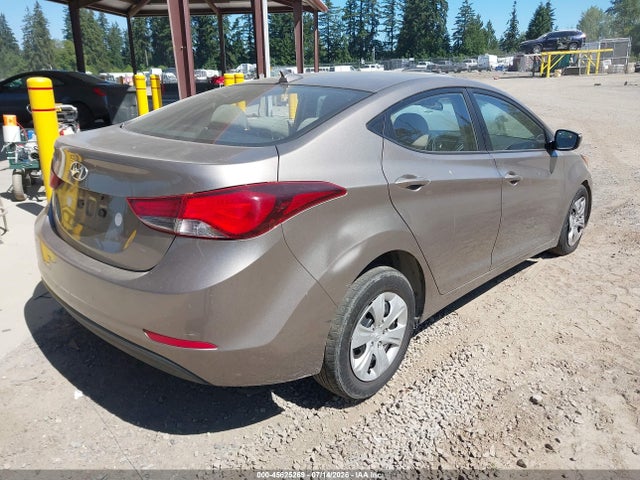 صورة 4 لـ 2016 Hyundai ELANTRA SE
