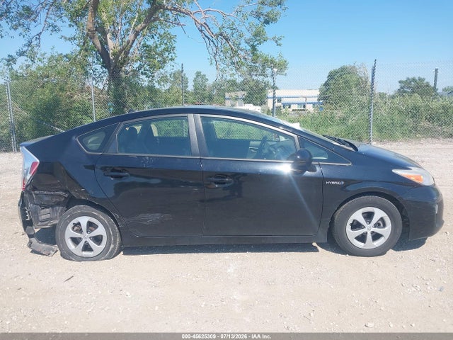 2012 Toyota PRIUS FOUR — миниатюра 13