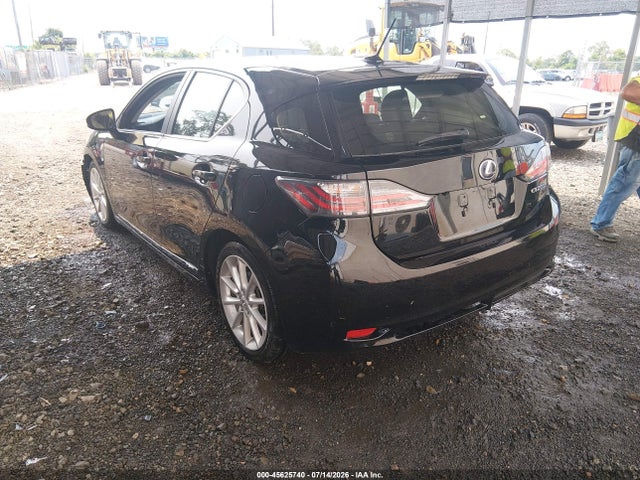 صورة 3 لـ 2012 Lexus CT 200H PREMIUM