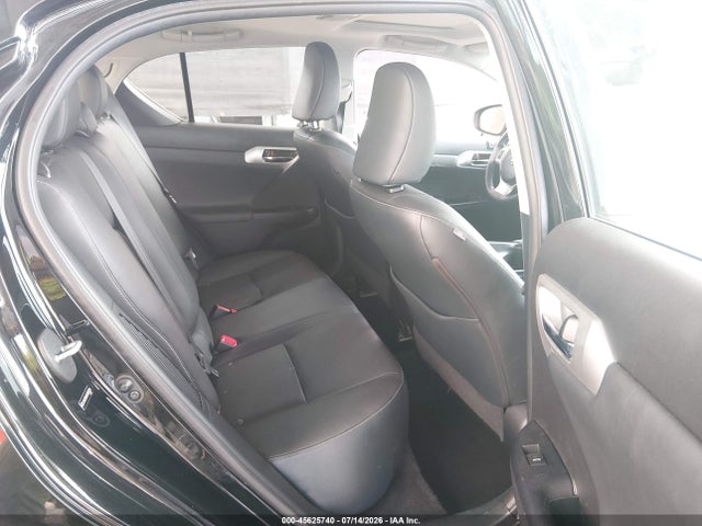 صورة 8 لـ 2012 Lexus CT 200H PREMIUM