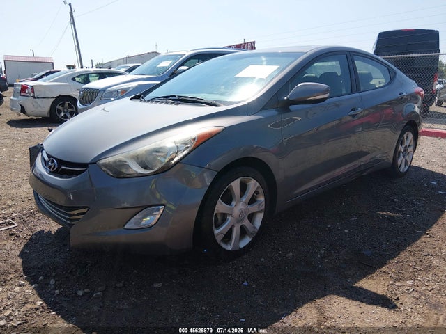 صورة 2 لـ 2013 Hyundai ELANTRA LIMITED