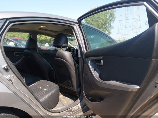 صورة 8 لـ 2013 Hyundai ELANTRA LIMITED