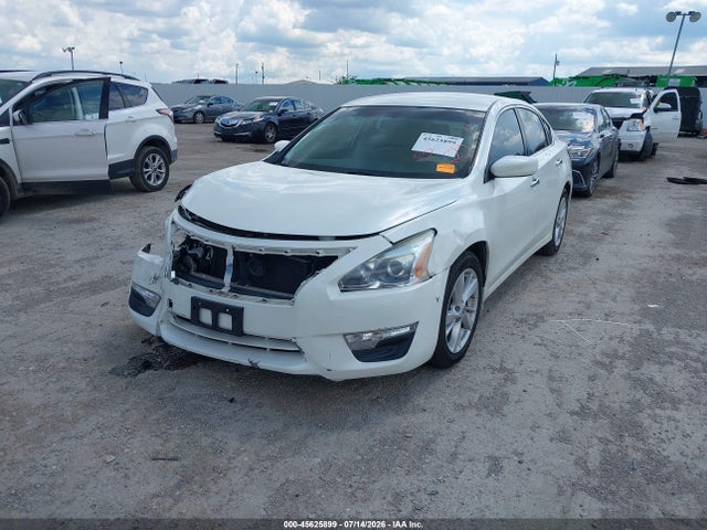 2014 Nissan ALTIMA 2.5 SV 照片 2