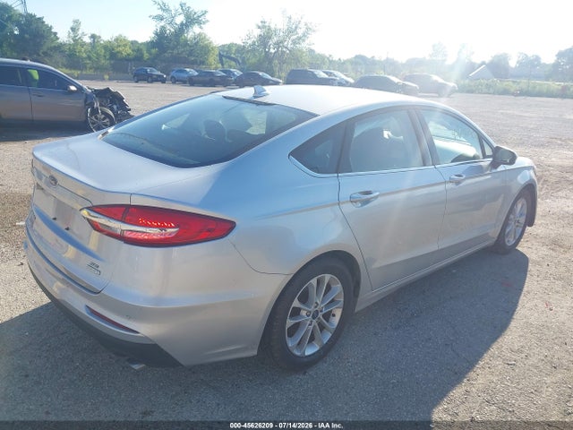2019 FORD FUSION SE 照片 4