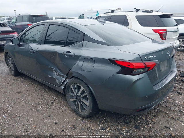 2021 NISSAN VERSA SV XTRONIC CVT 3