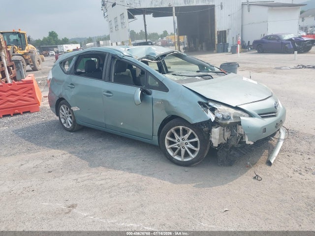 2013 TOYOTA PRIUS 