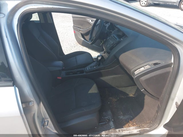 2015 FORD FOCUS SE 照片 5