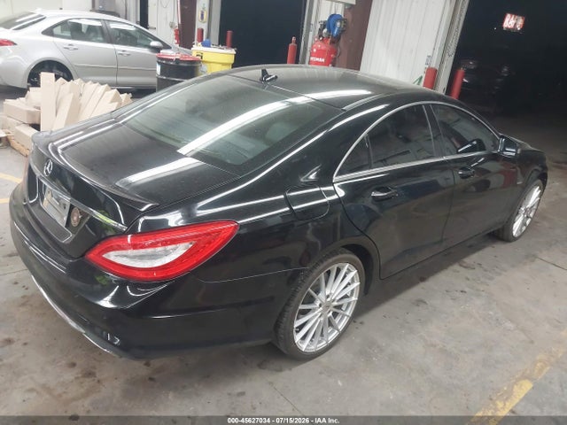 صورة 4 لـ 2012 Mercedes-BENZ CLS