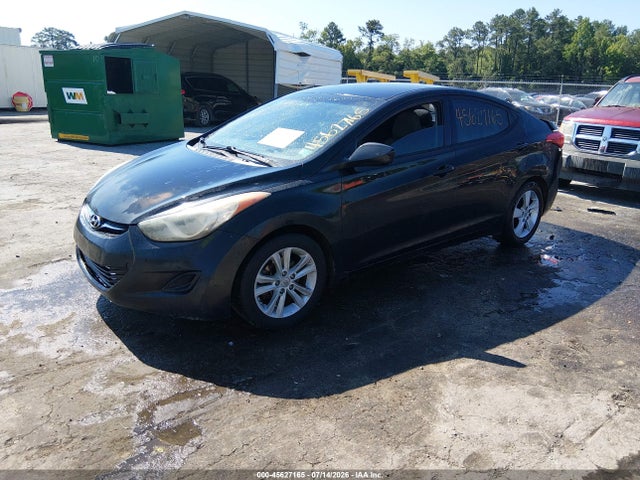 2013 Hyundai ELANTRA GLS 照片 2