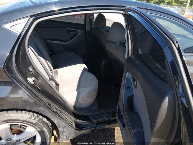 2013 Hyundai ELANTRA GLS 照片 8