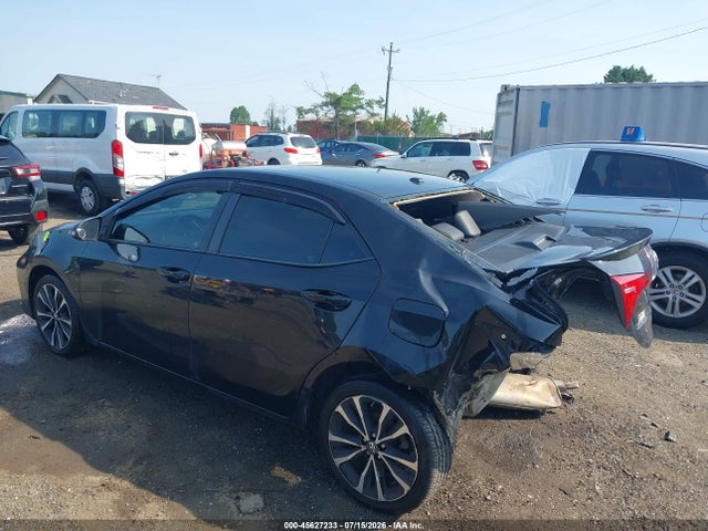 2017 Toyota COROLLA XSE 照片 3