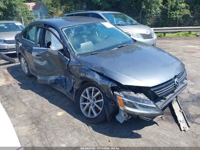 2013 VOLKSWAGEN JETTA 2.5L SE