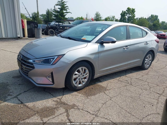 2020 Hyundai ELANTRA SE 照片 2