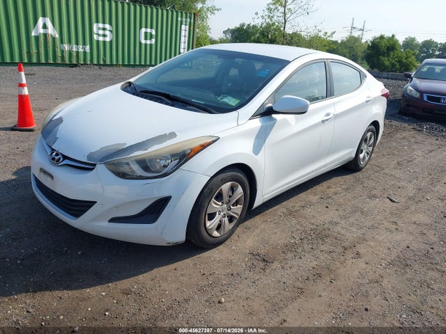 2016 Hyundai ELANTRA SE 照片 2