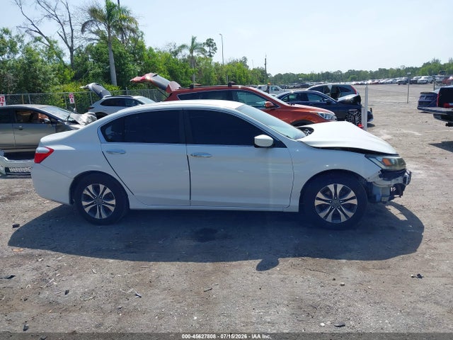 2014 Honda ACCORD LX — миниатюра 14