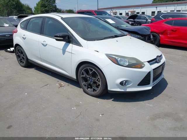 2014 FORD FOCUS SE 照片 1