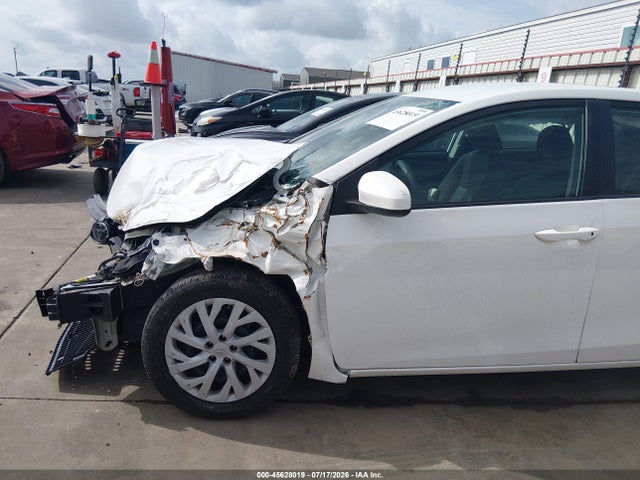2019 TOYOTA COROLLA LE 18