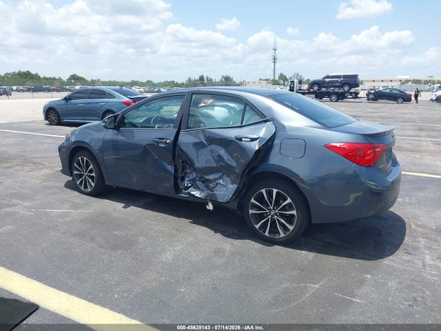 2017 Toyota COROLLA SE 照片 3