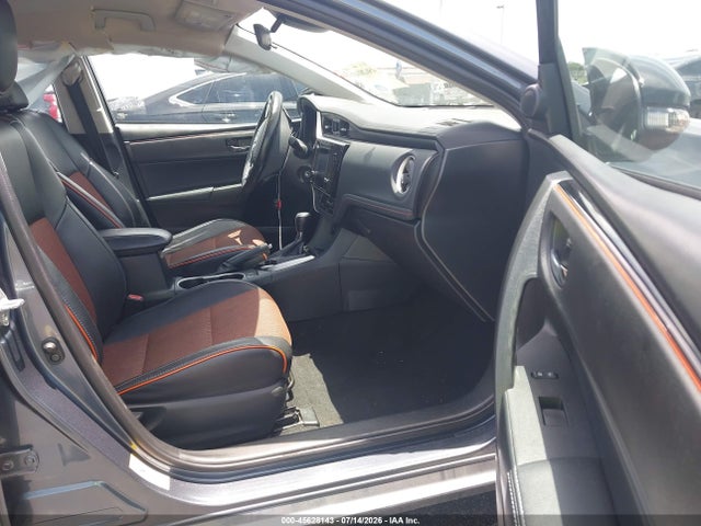 2017 Toyota COROLLA SE 照片 5