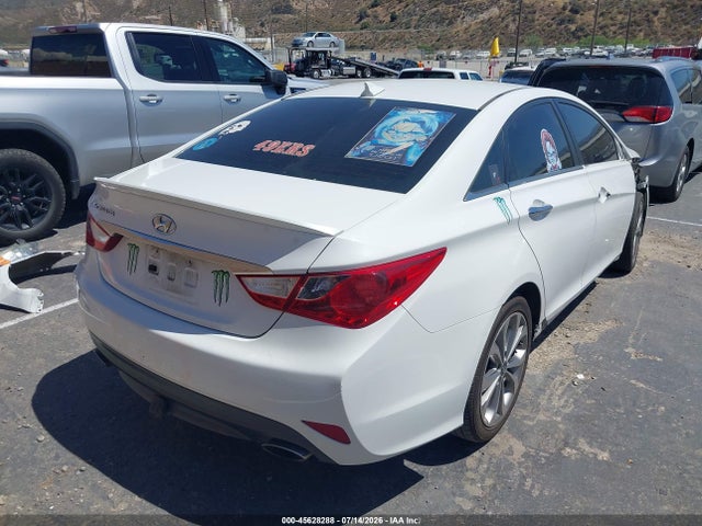 2014 Hyundai SONATA SE photo 4