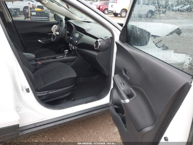 2023 NISSAN KICKS SV XTRONIC CVT 5