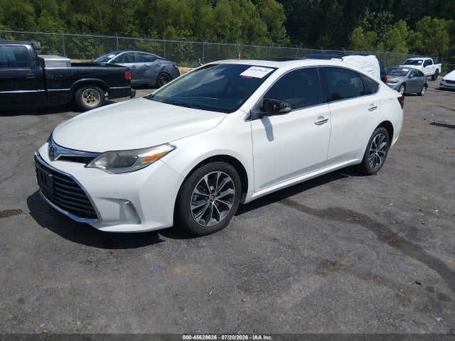 2017 Toyota AVALON XLE PREMIUM photo 2