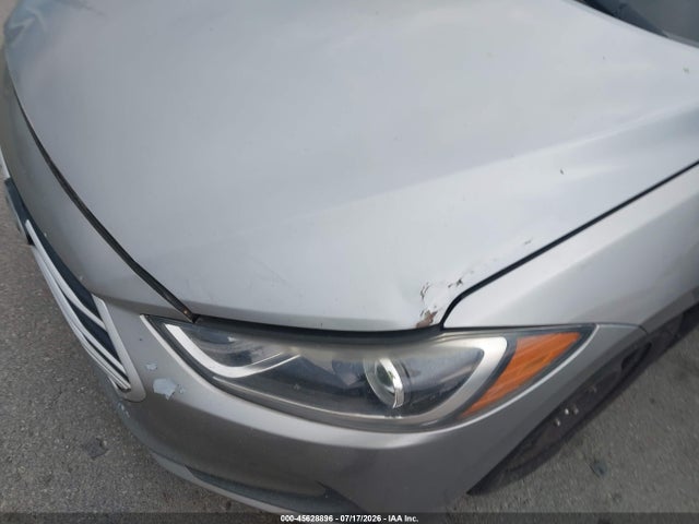 2017 Hyundai ELANTRA SE 照片 6