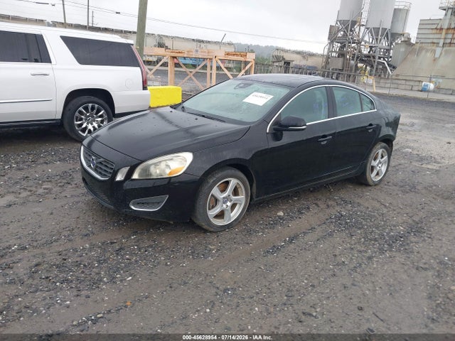 2012 Volvo S60 T5 — фото 2