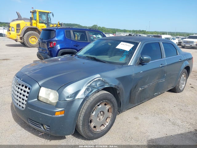 2005 Chrysler 300 TOURING 照片 2