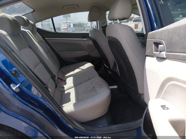 2018 Hyundai ELANTRA SEL 照片 8