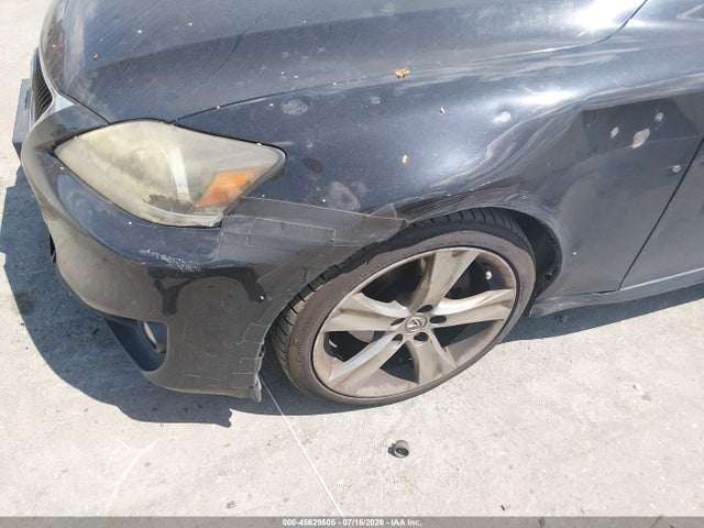 صورة مصغرة 6 لـ 2012 Lexus IS 250