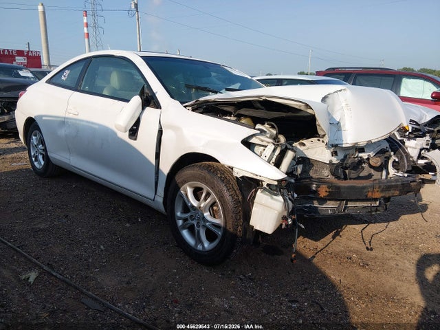 2004 TOYOTA CAMRY SLE
