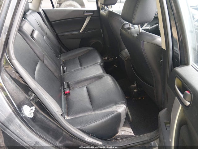صورة 8 لـ 2012 Mazda MAZDA3 S GRAND TOURING