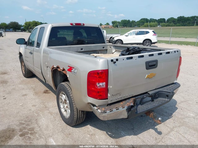 2009 Chevrolet SILVERADO 1500 LT 照片 3