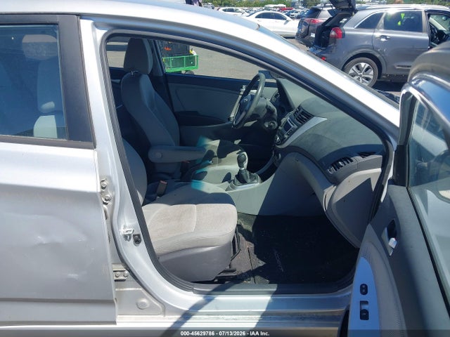 2014 Hyundai ACCENT GLS 照片 5